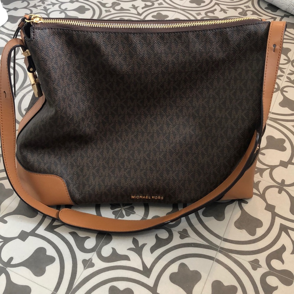 SOLD Gorgeous Michael Kors bag
